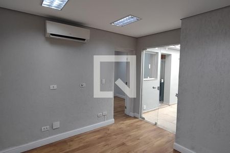 Sala de TV de casa para alugar com 4 quartos, 350m² em Barcelona, São Caetano do Sul