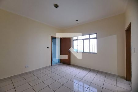 Quarto 1 de casa para alugar com 2 quartos, 65m² em Vila Ivone, São Paulo