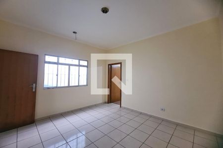 Quarto 1 de casa para alugar com 2 quartos, 65m² em Vila Ivone, São Paulo