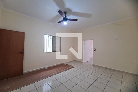 Quarto 2 de casa para alugar com 2 quartos, 65m² em Vila Ivone, São Paulo