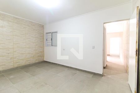 Quarto  de casa para alugar com 1 quarto, 40m² em Jardim Lajeado, São Paulo