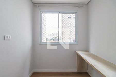 Quarto 1 de apartamento para alugar com 2 quartos, 42m² em Jardim Tupanci, Barueri