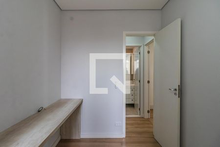 Quarto 1 de apartamento para alugar com 2 quartos, 42m² em Jardim Tupanci, Barueri