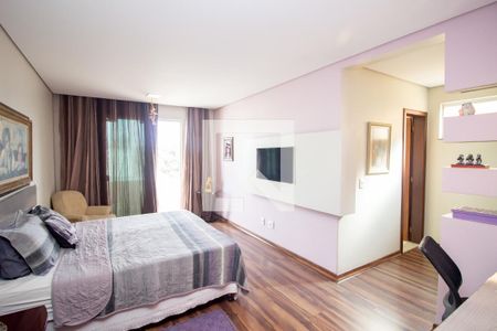 Quarto Suíte de casa à venda com 3 quartos, 300m² em Europa, Contagem