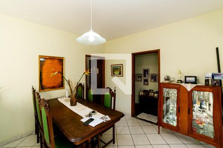 Copa de casa à venda com 5 quartos, 366m² em Santa Cruz, Belo Horizonte
