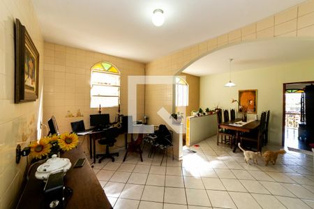 Copa de casa à venda com 5 quartos, 366m² em Santa Cruz, Belo Horizonte
