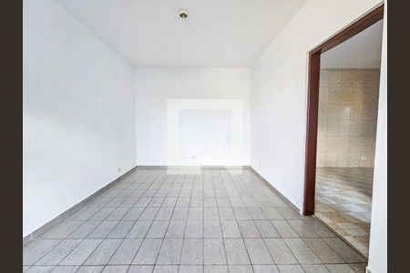 Sala de casa para alugar com 1 quarto, 60m² em Jardim Santa Margarida, São Paulo