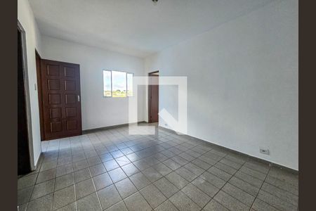 Sala de casa para alugar com 1 quarto, 60m² em Jardim Santa Margarida, São Paulo