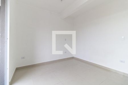 Quarto 1 de casa para alugar com 2 quartos, 55m² em Jardim Tenani, São Paulo