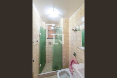 Banheiro de apartamento para alugar com 1 quarto, 50m² em Irajá, Rio de Janeiro