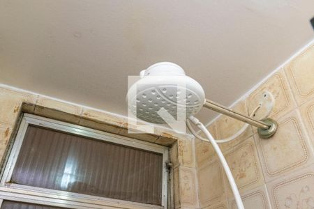 Banheiro de apartamento para alugar com 1 quarto, 50m² em Irajá, Rio de Janeiro