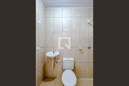Banheiro de casa para alugar com 1 quarto, 28m² em Vila Carrão, São Paulo