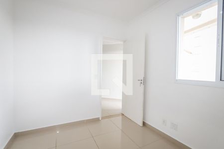 Quarto de apartamento para alugar com 2 quartos, 52m² em Jardim Monte Alegre, Taboão da Serra