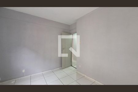 Quarto 1 de apartamento para alugar com 2 quartos, 60m² em Marechal Hermes, Rio de Janeiro