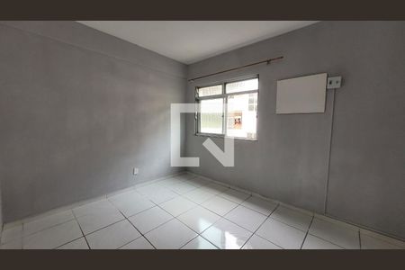 Quarto 1 de apartamento para alugar com 2 quartos, 60m² em Marechal Hermes, Rio de Janeiro