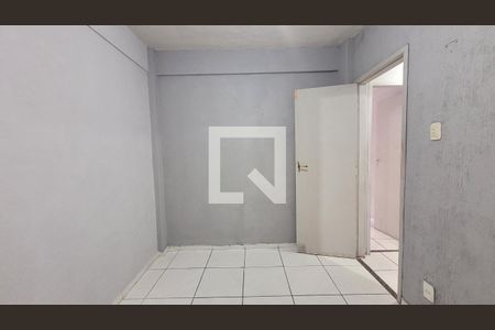 Quarto 2 de apartamento para alugar com 2 quartos, 60m² em Marechal Hermes, Rio de Janeiro