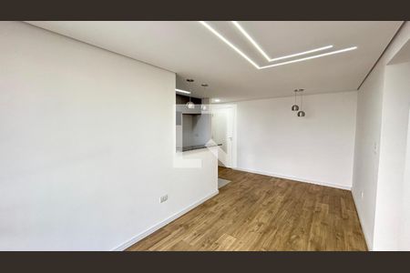 Sala de apartamento para alugar com 3 quartos, 67m² em Vila Endres, Guarulhos