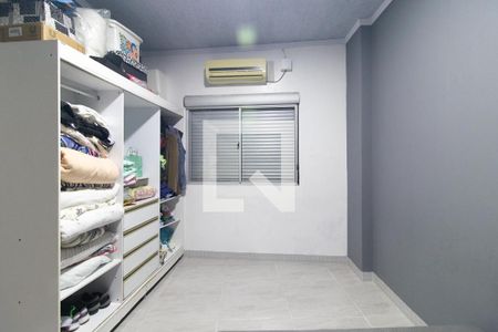 Quarto 1 de casa para alugar com 5 quartos, 1300m² em Partenon, Porto Alegre