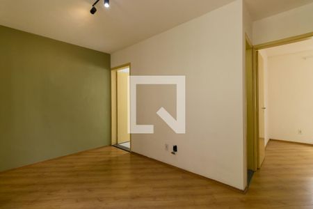 Sala de apartamento para alugar com 2 quartos, 51m² em Jardim da Gloria, Cotia