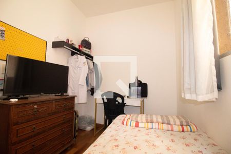 Quarto 01 de apartamento à venda com 3 quartos, 60m² em Calafate, Belo Horizonte
