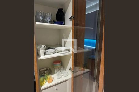 Cozinha de apartamento para alugar com 1 quarto, 23m² em Ondina, Salvador