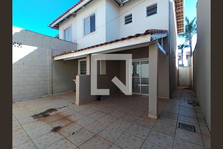 Casa de Condomínio para alugar com 3 quartos, 95m² em Gávea, Uberlândia