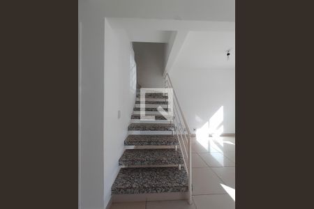 Casa de Condomínio para alugar com 3 quartos, 95m² em Gávea, Uberlândia