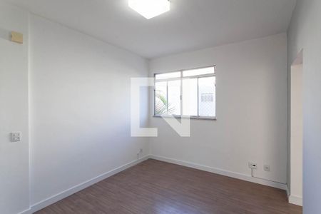Sala de apartamento para alugar com 2 quartos, 50m² em Santa Amélia, Belo Horizonte