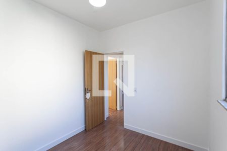 Quarto 2 de apartamento para alugar com 2 quartos, 50m² em Santa Amélia, Belo Horizonte