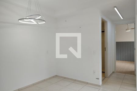 Sala de apartamento para alugar com 2 quartos, 44m² em Vargem Pequena, Rio de Janeiro