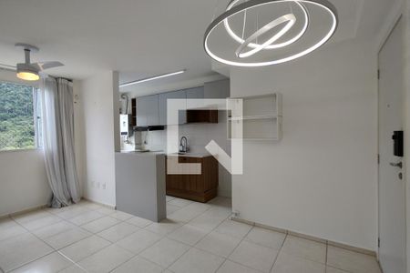 Sala de apartamento para alugar com 2 quartos, 44m² em Vargem Pequena, Rio de Janeiro