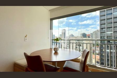 Varanda de apartamento à venda com 1 quarto, 47m² em Vila Anglo Brasileira, São Paulo