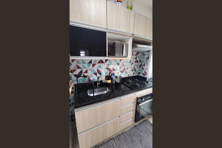 Cozinha de apartamento à venda com 2 quartos, 46m² em Vila Carmosina, São Paulo