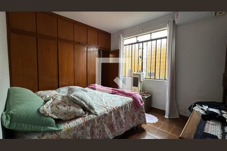 Suíte 2 de casa à venda com 3 quartos, 442m² em Jardim Ana Lúcia, Goiânia
