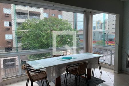 Sala de casa para alugar com 5 quartos, 180m² em Embaré, Santos