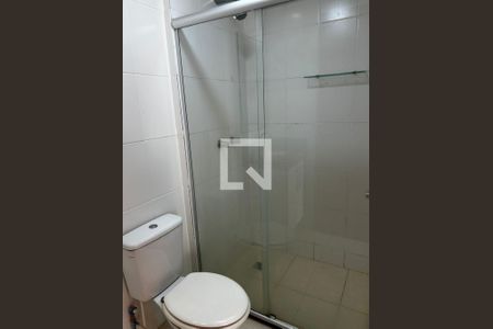Banheiro  de apartamento para alugar com 2 quartos, 55m² em Taquara, Rio de Janeiro