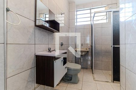 Banheiro de kitnet/studio para alugar com 1 quarto, 25m² em Centro Histórico de São Paulo, São Paulo