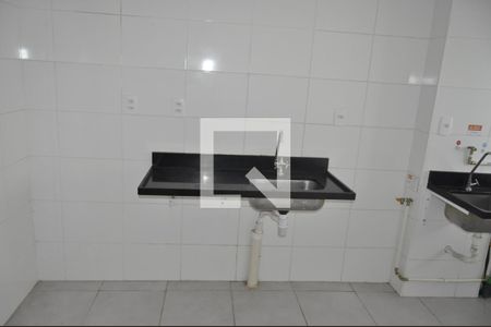 Apartamento para alugar com 2 quartos, 42m² em Del Castilho, Rio de Janeiro
