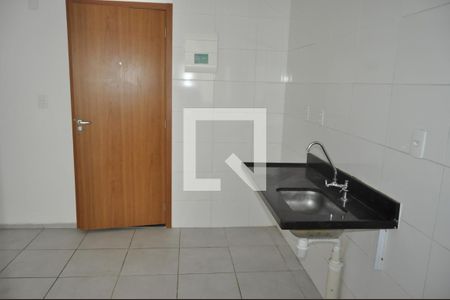 Apartamento para alugar com 2 quartos, 42m² em Del Castilho, Rio de Janeiro