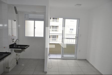 Apartamento para alugar com 2 quartos, 42m² em Del Castilho, Rio de Janeiro