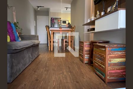 Sala de apartamento à venda com 2 quartos, 64m² em Vila Osasco, Osasco