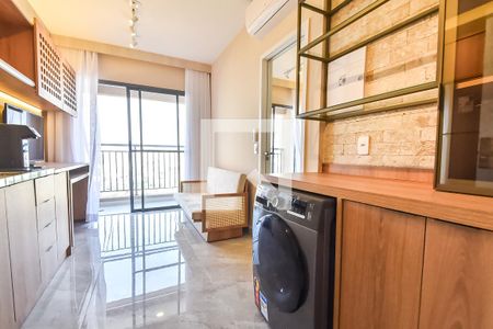 Sala/cozinha de apartamento para alugar com 1 quarto, 28m² em Liberdade, São Paulo