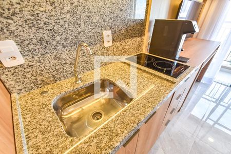 Sala/cozinha de apartamento para alugar com 1 quarto, 28m² em Liberdade, São Paulo