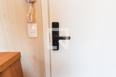 Fechadura digital de apartamento para alugar com 1 quarto, 28m² em Liberdade, São Paulo