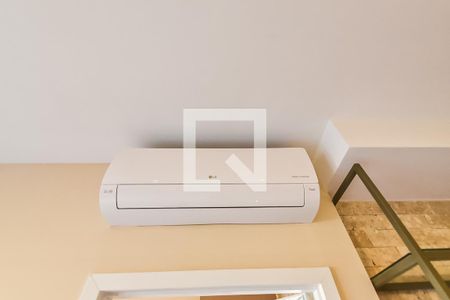 Sala/cozinha de apartamento para alugar com 1 quarto, 28m² em Liberdade, São Paulo