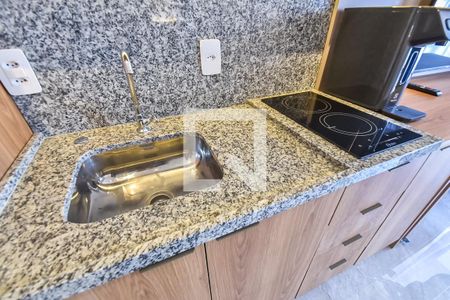 Sala/cozinha de apartamento para alugar com 1 quarto, 28m² em Liberdade, São Paulo
