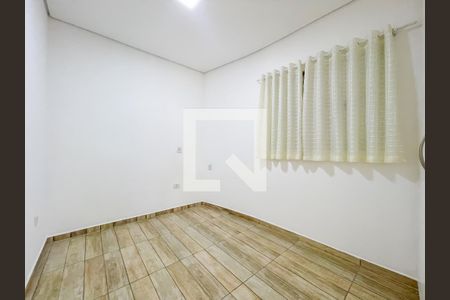 Quarto 1 de casa para alugar com 2 quartos, 100m² em Vila Osasco, Osasco