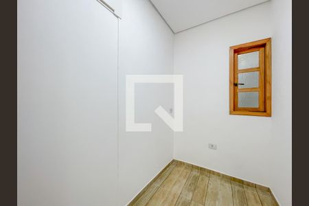 Quarto 2 de casa para alugar com 2 quartos, 100m² em Vila Osasco, Osasco