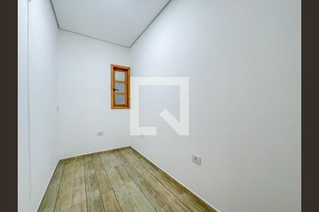 Quarto 2 de casa para alugar com 2 quartos, 100m² em Vila Osasco, Osasco