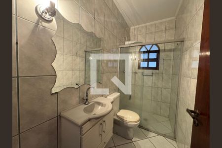 Banheiro 1 de casa à venda com 3 quartos, 168m² em City Bussocaba, Osasco